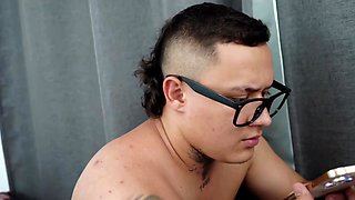 Cheating latina milf fools around with friend when her boyfriend is away