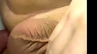 Pulled amateurs close up car sex