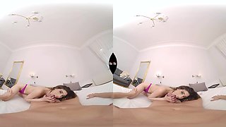 Beautifull Latina Emily Pink Likes To Be Fucked In Her Ass - AllAnalVR