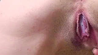 Creamy Throbbing and Cumming Hard!