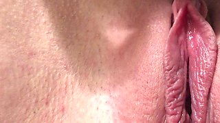 Pretty Pink Dripping Squirting Pussy