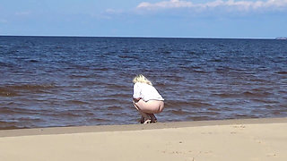 Golden Rain 96 - Piss on Beach