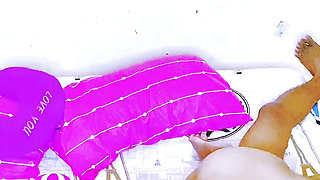 Binal veil woman loves WOT while being squeezed by her breast milk