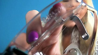 Amateur Webcam Cute Teen Plays Solo with Big Dildo