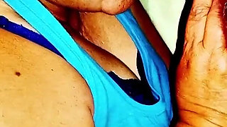 I Invite the Lady I Met at the Gym Over to My House and She Ends up Giving Me a Good Blowjob.