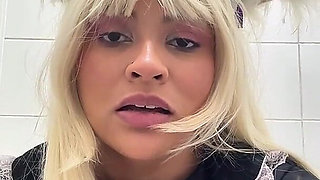 Public Toilet Farts at Cosplay Con - Gassy BBW in Cosplay