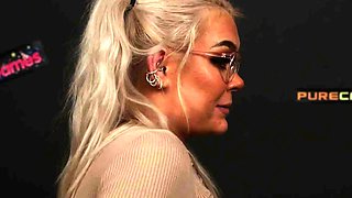 Raunchy CFNM babe sucks for job