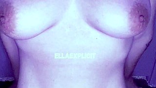 Hot amateur teen girl with big boobs toying pussy on cam