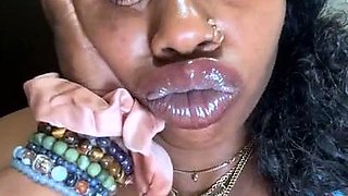 Biiggjuiccyfruit aka biiggjuiccyfruit OnlyFans - My first