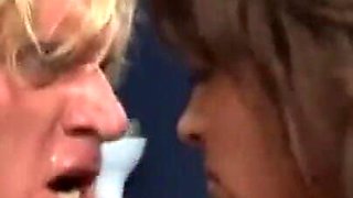 Threesome horny bang with two sexy babes