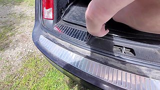 Deepthroating and Outdoor Creampiefuck and Pee