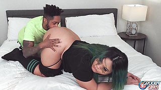 Grooby Girls - big ass porn