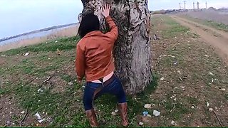 Beautiful Sugar Babe Tight Jeans Teasing and Kinky MILF Games with Mega Orgasm in Bathtub at Home While Smoking