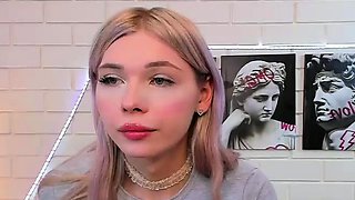 Sexy Amateur 18 Blond Teen First Time Webcam