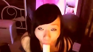 Hot cute Asian solo toys insertion