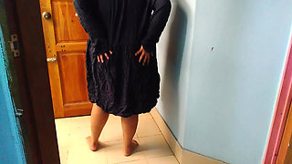 Fucking a Beautiful Arab Stepmom Because She Was Sexy and Shaking Her Huge Ass and Boobs