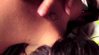 Latina so depraved, she fucks in the car - Amateur Porn