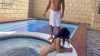 I Find My Stepsister Alone in the Pool and Naked and I Go in to Fuck Her Until I Reach Her Orgasm