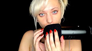 Blonde tight pussy babe solo toy fun in glamour masturbation