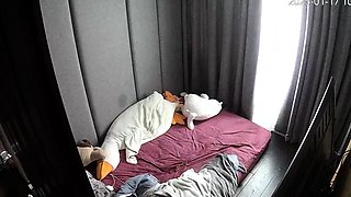 IPCAM â Ukrainian girl gets naked after shower