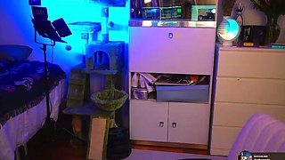 Amateur Webcam Chick Masturbates On Webcam More at