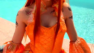 Big ass babe exposes her big boobs