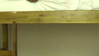 Se Masturba Ao Ouvir Sua Irma Fodendo No Beliche Com Seu Namorado!, Parte 2