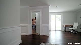 Attractive MILF seductress heart-stopping sex clip