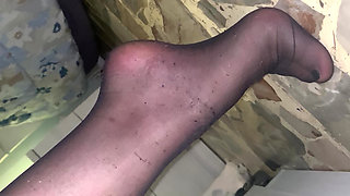 Cum on My Fur in Pantyhose