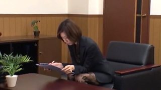 Horny Japanese whore Akari Asahina in Exotic Stockings/Pansuto JAV video