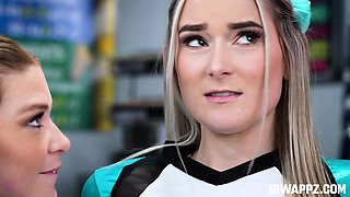 Swappz-The Schoolgirl and the Cheerleader: A Stepsister