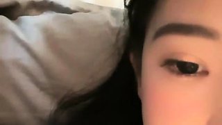 Hot amateur webcam teen masturbates for their fans