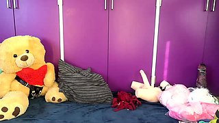 Redhead webcam girl turn to real horny on the show