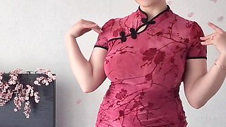 Cherry Blossom Grwm, Soft and Sensual Tease in a Cheongsam