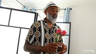 Queen of the Lounge Episode 1