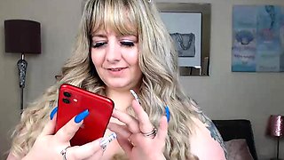 Amateur Blonde BBW Dildoing