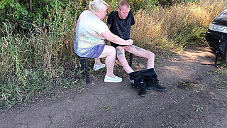 A Neighbor Sucks My Dick in a Public Park on a Bench Until I Cum