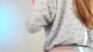 Pregnant Redhead Webcam Masturbation