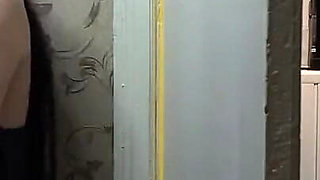 A Neighbor Fucked Me in the Mouth While My Husband Was Washing in the Shower