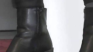 The Orgasm of a Slave Under Mistress Cassy's Boots