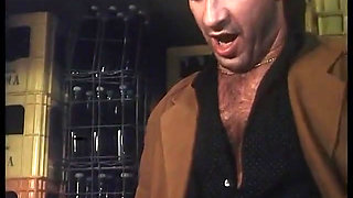 Italian vintage porn: pussy, ass and mouth!