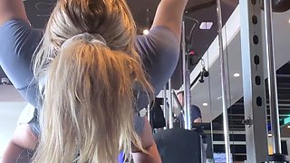 Young Amateur Girl Stripping and Masturbating Cam