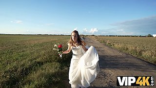 Watch Una Fairy seduce and deepthroat Michael Fly in a hot car threesome