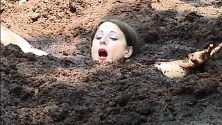 Amateur milf outdoors blowjob and fucking