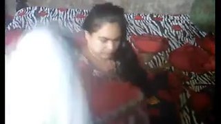 Desi aunty sex video on hidden cam