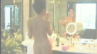 Watch This Perfect Asian Lady From Germany Showes Her Body While Showering