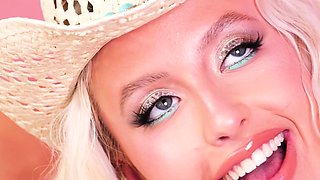 Beautiful big tits blonde passion posing