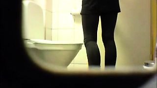 Brunette amateur teen toilet pussy ass hidden spy cam voyeur