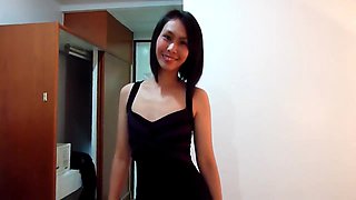 Young Thai Hooker Blow Me to Cumshot