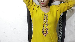 Step sister ke sex karte bhabhi ne dekh liya